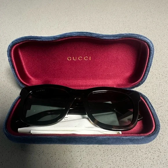 Gucci | Accessories | Gucci Black Sunglasses With Red Case 